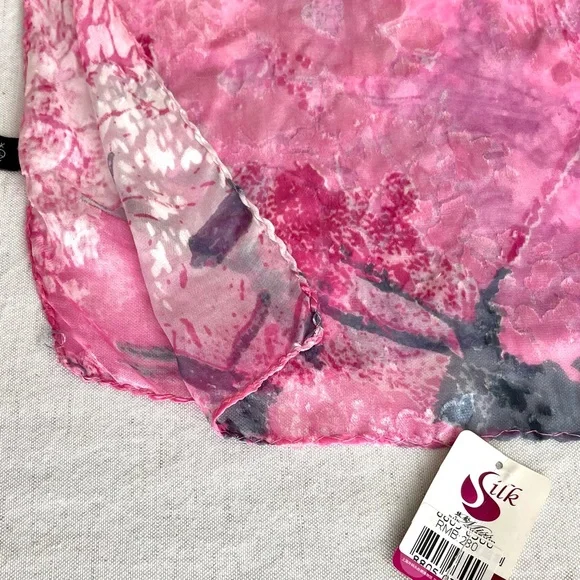 NWT Miss Museum Pink Floral Silk Scarf - Waima Wharf Museum Boutique - Picture 6 of 16
